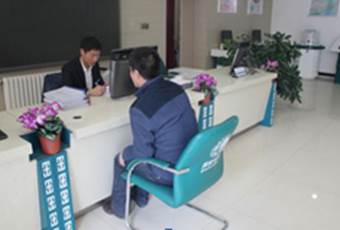 隆化分公司 以精细服务赢得赞誉，信息咨询展现专业风采